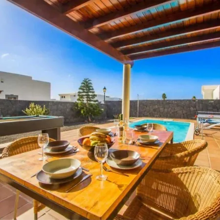 Argentina Villa Playa Blanca (Lanzarote)